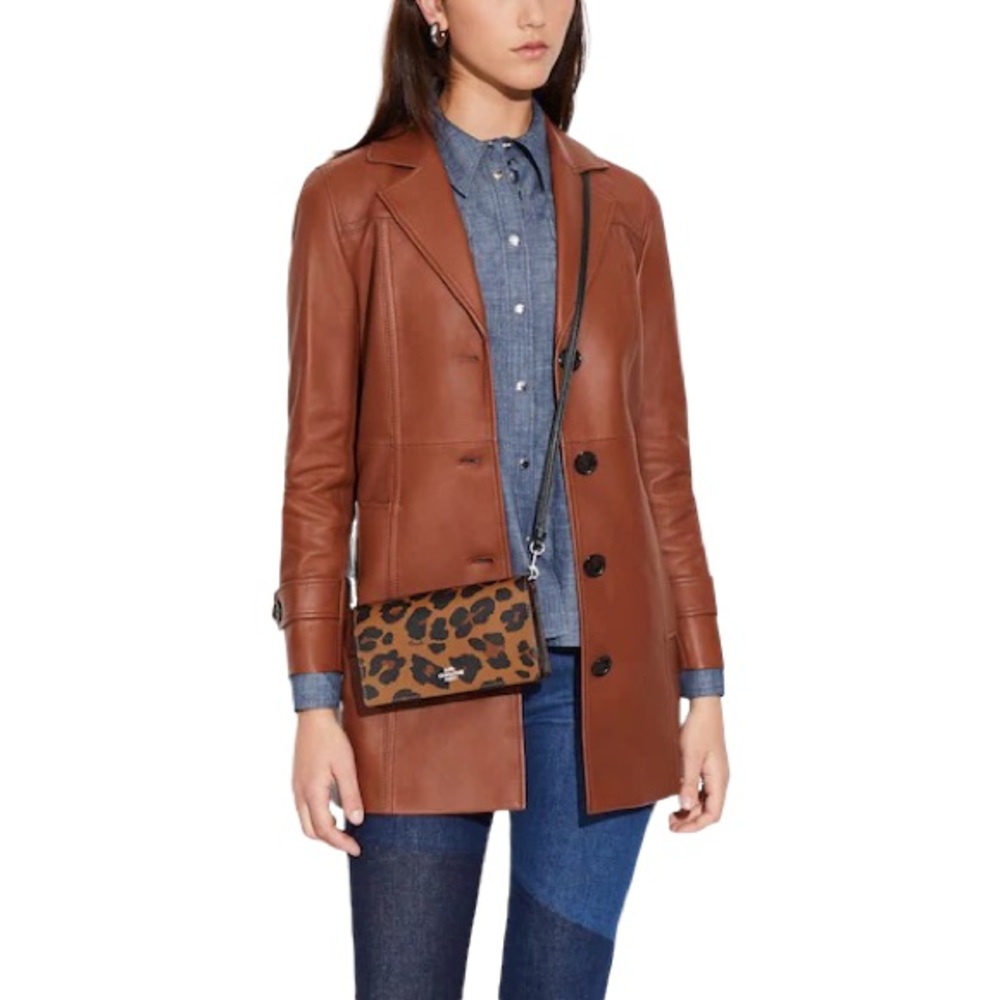 Coach Anna Foldover Clutch Crossbody With Leopard Print And Signature Canvas - Picture 4 of 5
